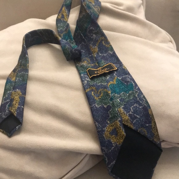 Fendi tie - Picture 3 of 3